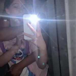 Meet your Posher, Marissa